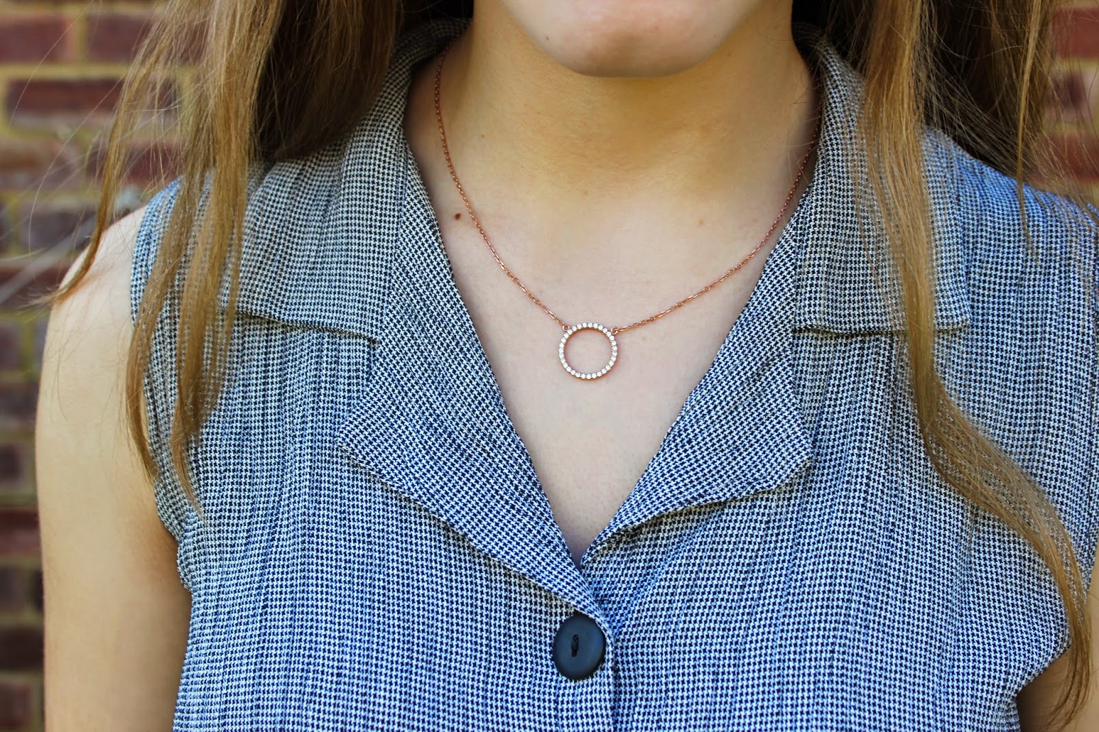 alexi-accessories-review-necklace-rose-gold-circle