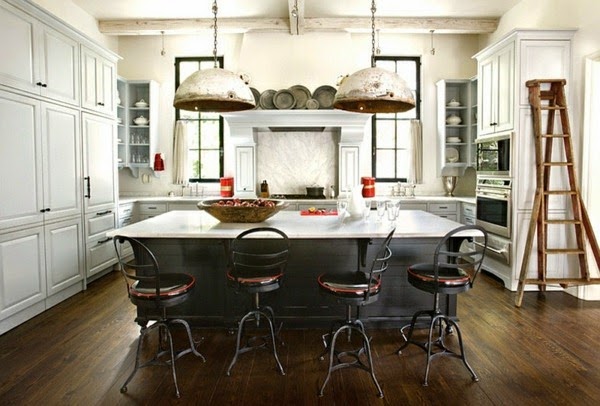 Large pendant lights in the dining room