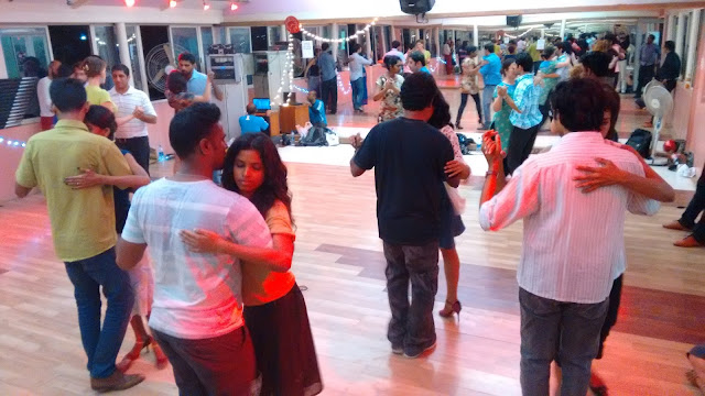 Bangalore Argentine Tango troupe to host ‘Tango social’ at Three Dots on 13th October Bangalore Argentine Tango troupe to host ‘Tango social’ at Three Dots on 13th October