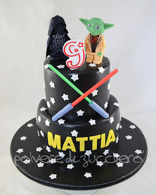 star wars lego yoda darth vader pasta di zucchero polvere di zucchero torta decorata cake design pasta di zucchero