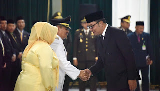 Ridwan Kamil, Bupati Baru indramayu Harus Bangkit Dengan Semangat Baru Ridwan Kamil, Bupati Baru indramayu Harus Bangkit Dengan Semangat Baru