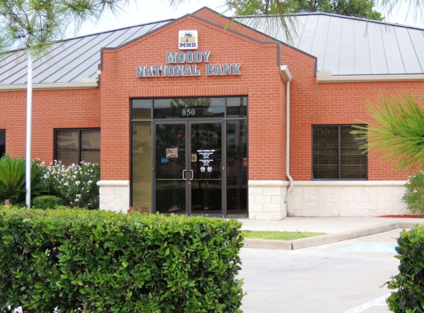 HTownWest Photo Blog Moody National Bank (MNB) on N. Eldridge Pkwy
