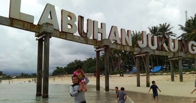 Pantai Labuhan Jukung Krui, Tempat Wisata Eksotis di