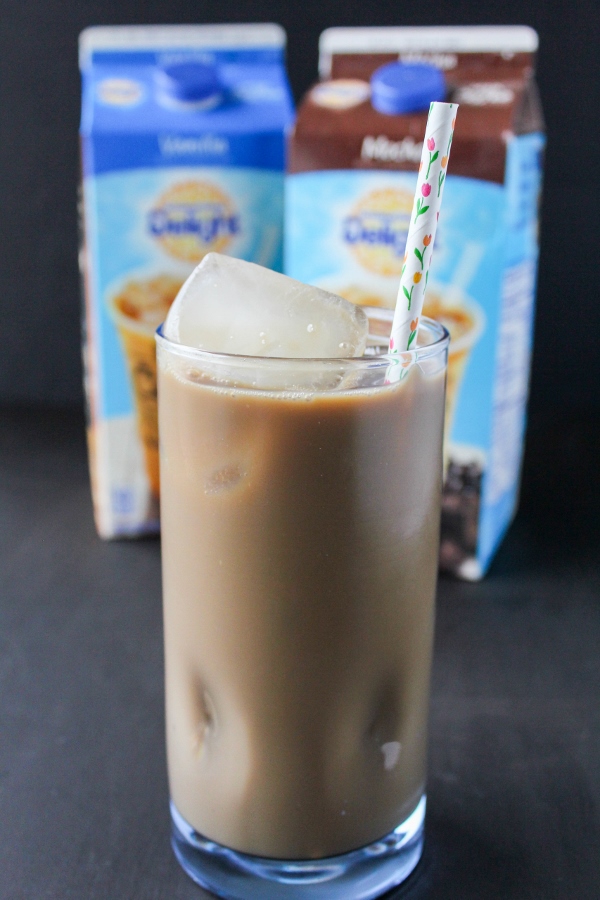 Skip a trip to the coffeehouse and make your own icy and delicious Frozen Caramel Mocha Latte at home! 
