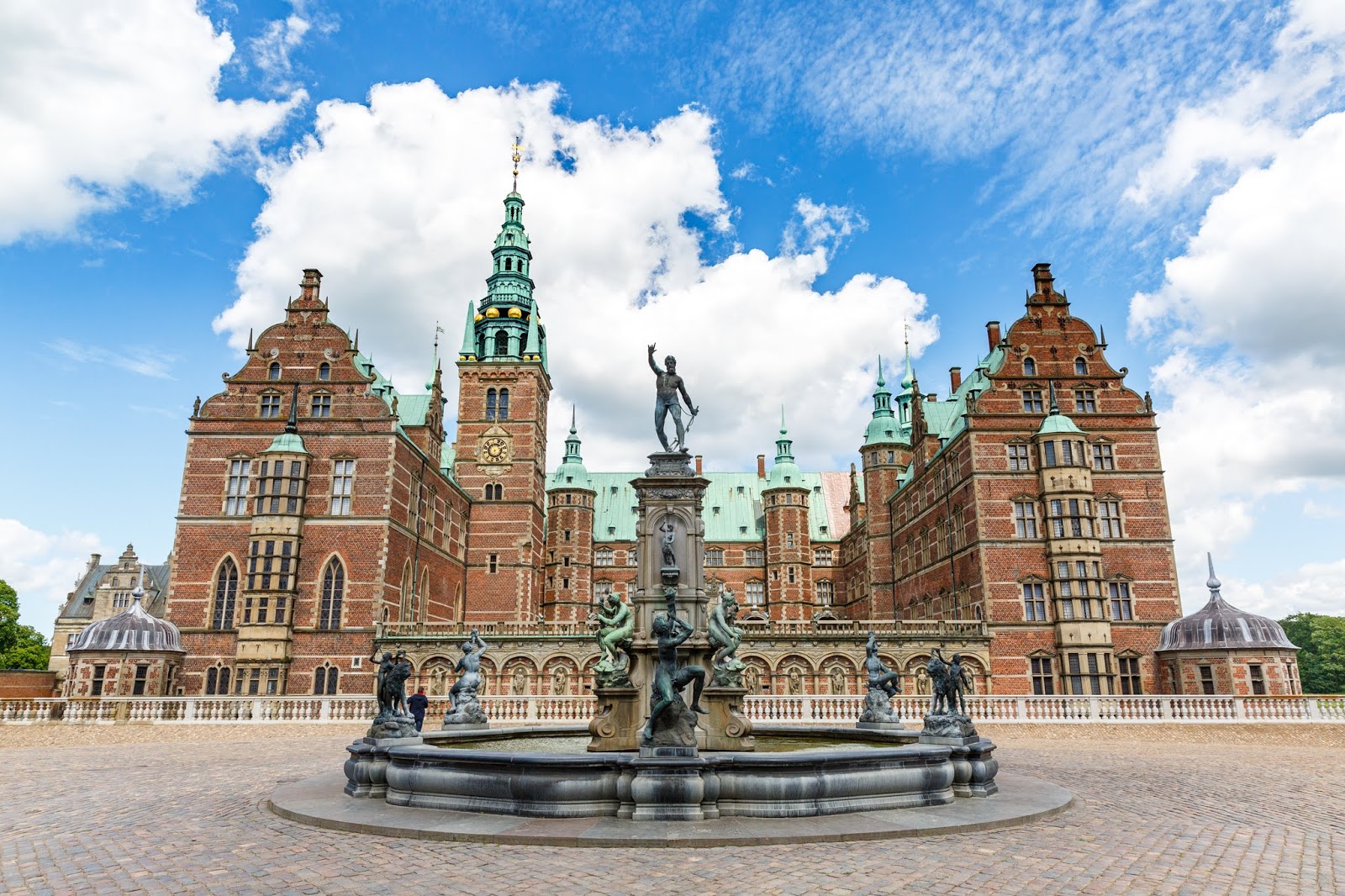 MR環遊世界度蜜年 - 300天20國路線分享 第11站:歐洲|丹麥 Danmark 腓特烈堡Frederiksborg