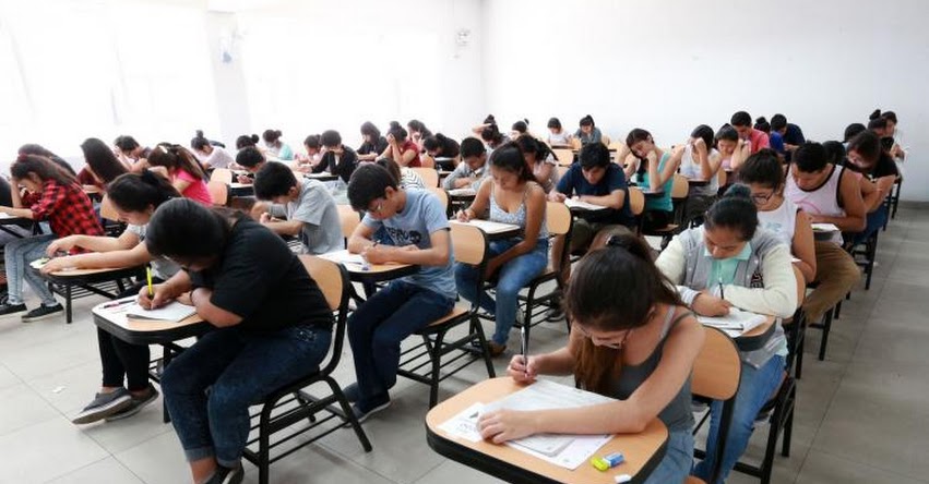 UNMSM: Más de 700 estudiantes han repetido entre 4 y 9 veces el mismo curso en la Universidad San Marcos UNMSM: Más de 700 estudiantes han repetido entre 4 y 9 veces el mismo curso en la Universidad San Marcos