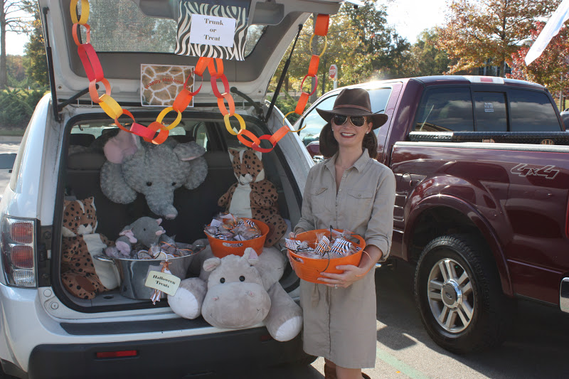 The Adventures of Mr. and Mrs. Smith Trunk or Treat!