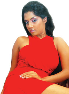 Gossip Lanka News | Hot Image: Chat With manik wijewardana