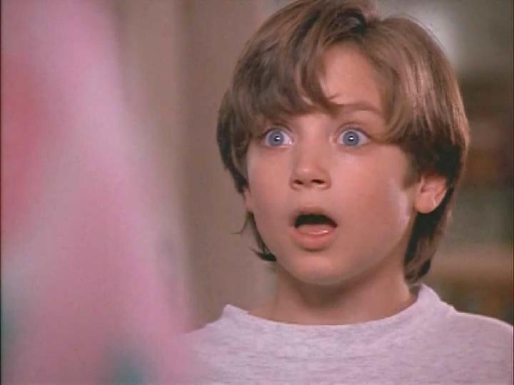 capture of my movie! Elijah Wood Forever Young (1992)