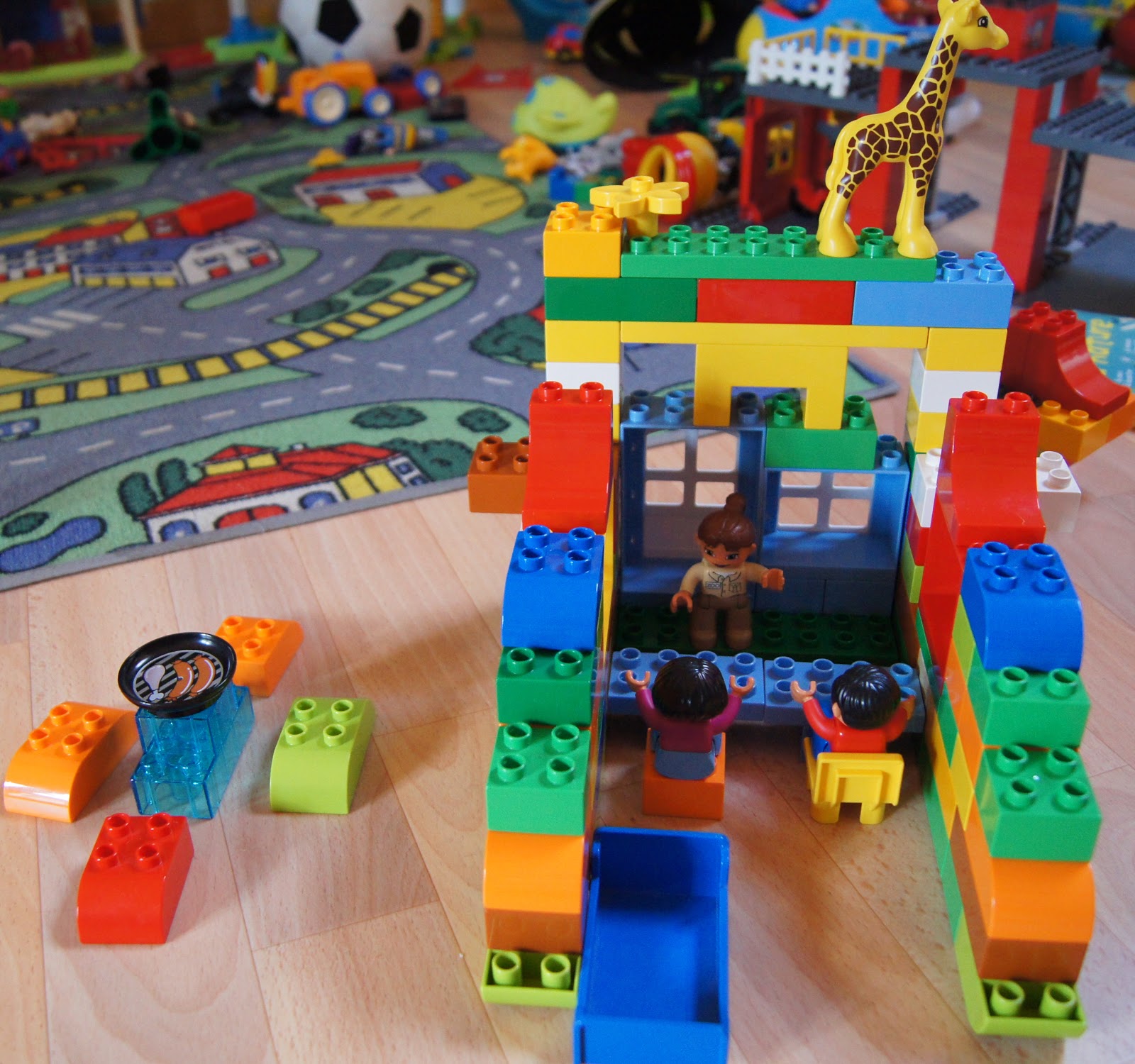 Ma poussette ?� Paris: A l'ouest, du lego ! (les jeux sont faits #6)