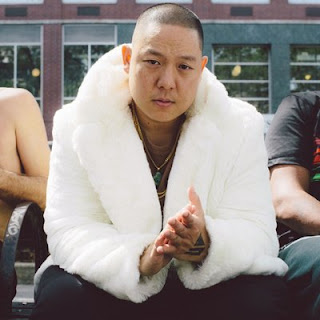 Eddie Huang wife, brothers, net worth, family, married, girlfriend, real family, fiance, engaged, who is, jessica huang, fresh off the boat, adidas, double cup love, chef, book, show, dena, viceland, fresh off the boat book, adilette, restaurant, baohaus, instagram Eddie Huang wife, brothers, net worth, family, married, girlfriend, real family, fiance, engaged, who is, jessica huang, fresh off the boat, adidas, double cup love, chef, book, show, dena, viceland, fresh off the boat book, adilette, restaurant, baohaus, instagram