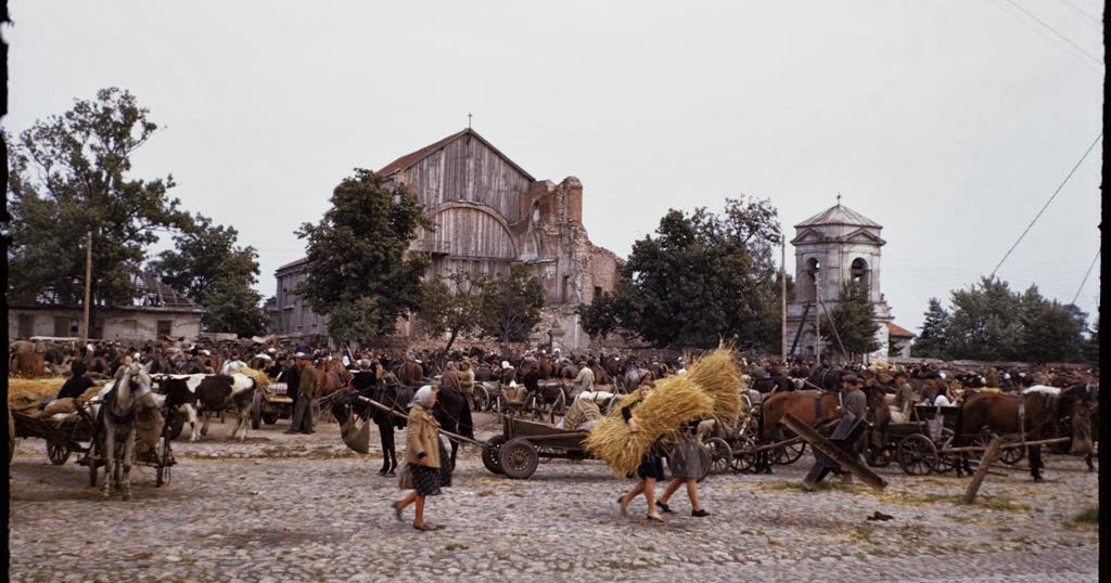 Poland of 1947 in Color Vintage Everyday