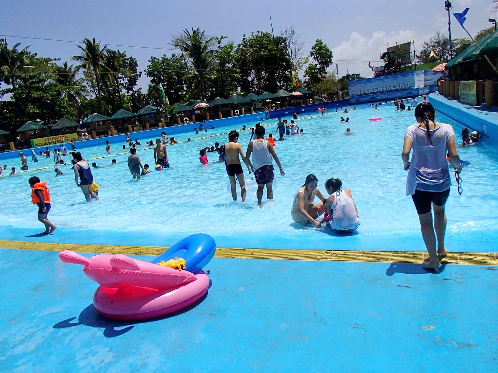 10taku Street Splash Island Suddenly