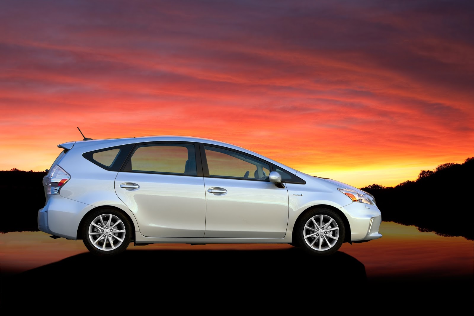 New Car Review: 2013 Toyota Prius V