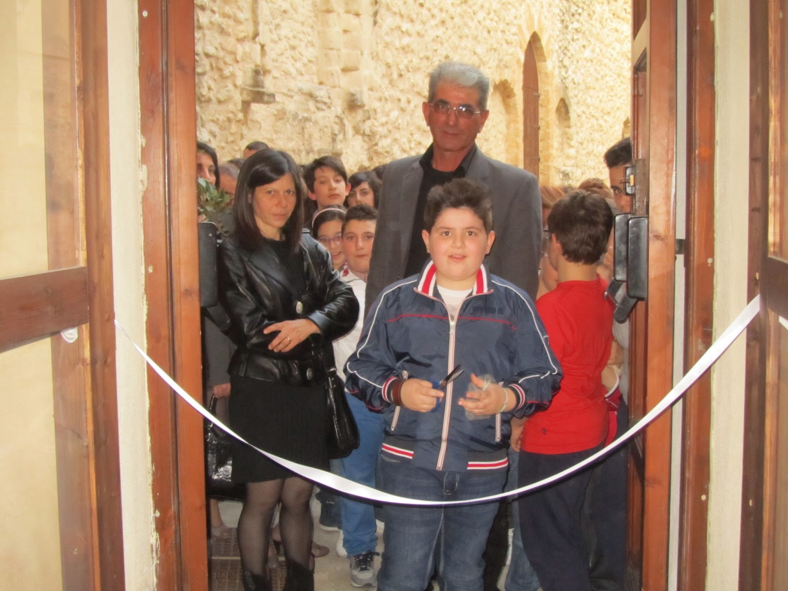Apri La Porta Sei Stato Tu A Farmi Questo