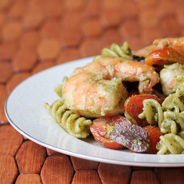 Cookistry Basil pesto, shrimp pasta, and some container gardening