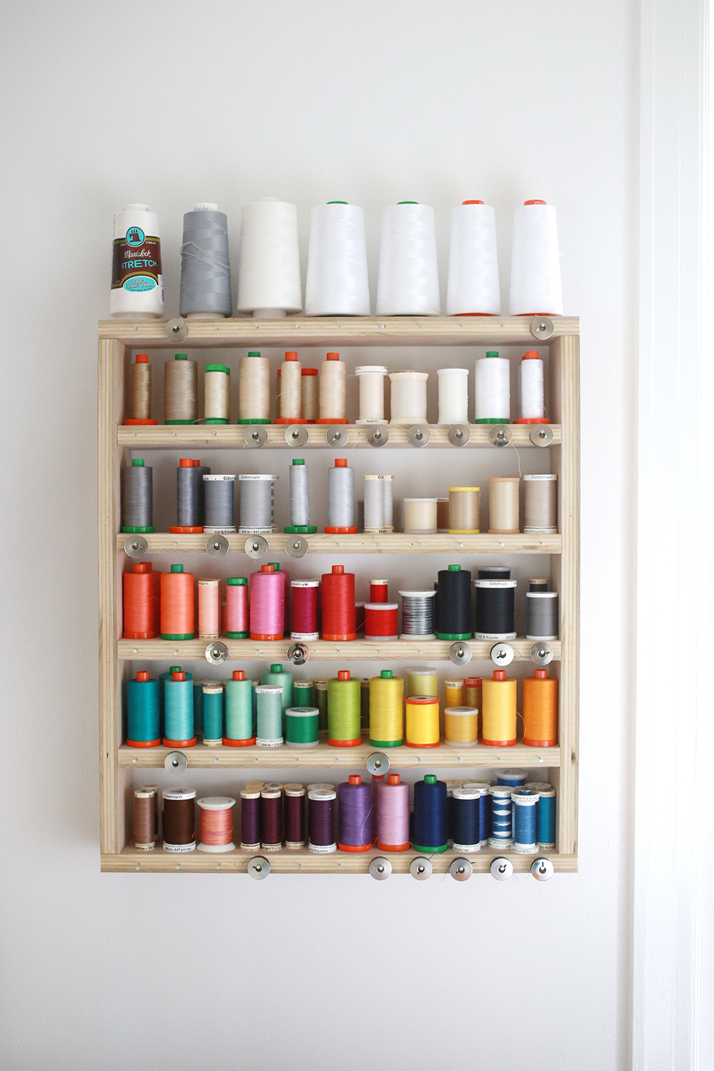 DIY Thread Rack Tutorial, Canada DIY