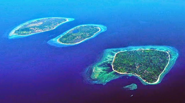 Inilah Tujuh Objek Wisata Pantai Paling Indah Di Indonesia Inilah Tujuh Objek Wisata Pantai Paling Indah Di Indonesia