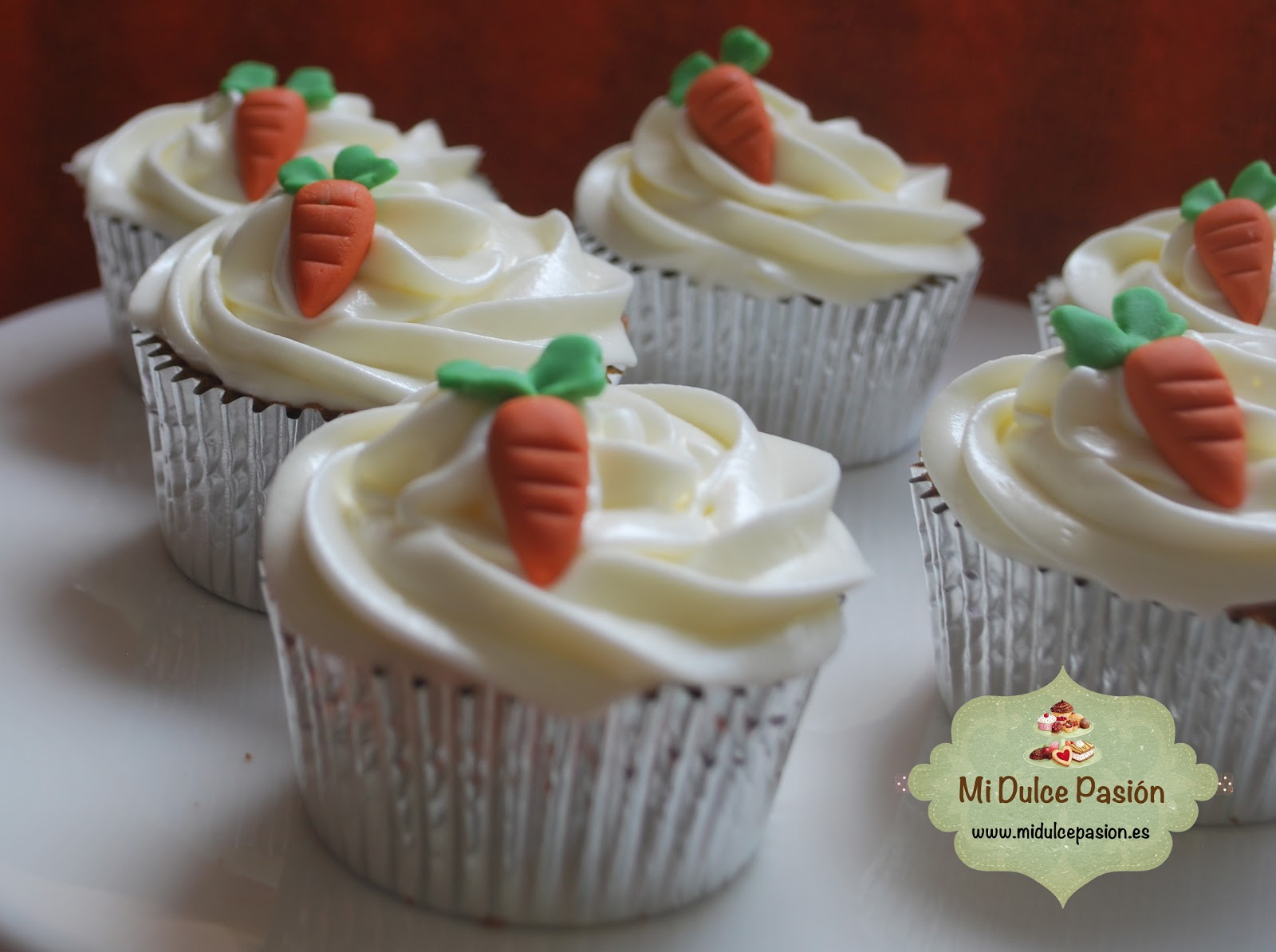 Mi Dulce Pasión Tarta y Cupcakes de Zanahoria con Cheese Cream Frosting