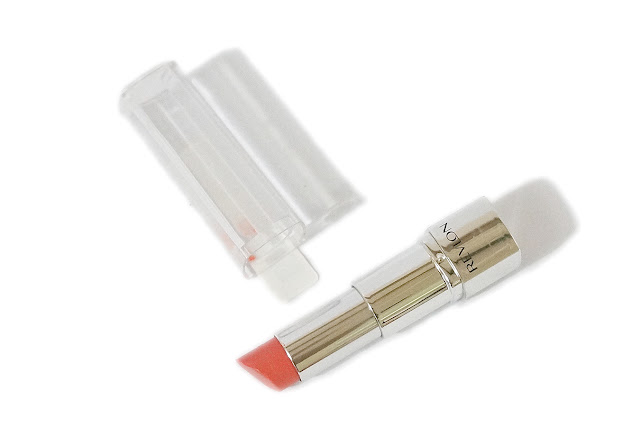 Revlon Ultra HD Lipstick in Tulip 870