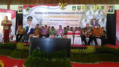 PENINGKATAN DAYA SAING DAERAH MELALUI PEMERATAAN PEMBANGUNAN DAN PEMERATAAN IMTEK PENINGKATAN DAYA SAING DAERAH MELALUI PEMERATAAN PEMBANGUNAN DAN PEMERATAAN IMTEK