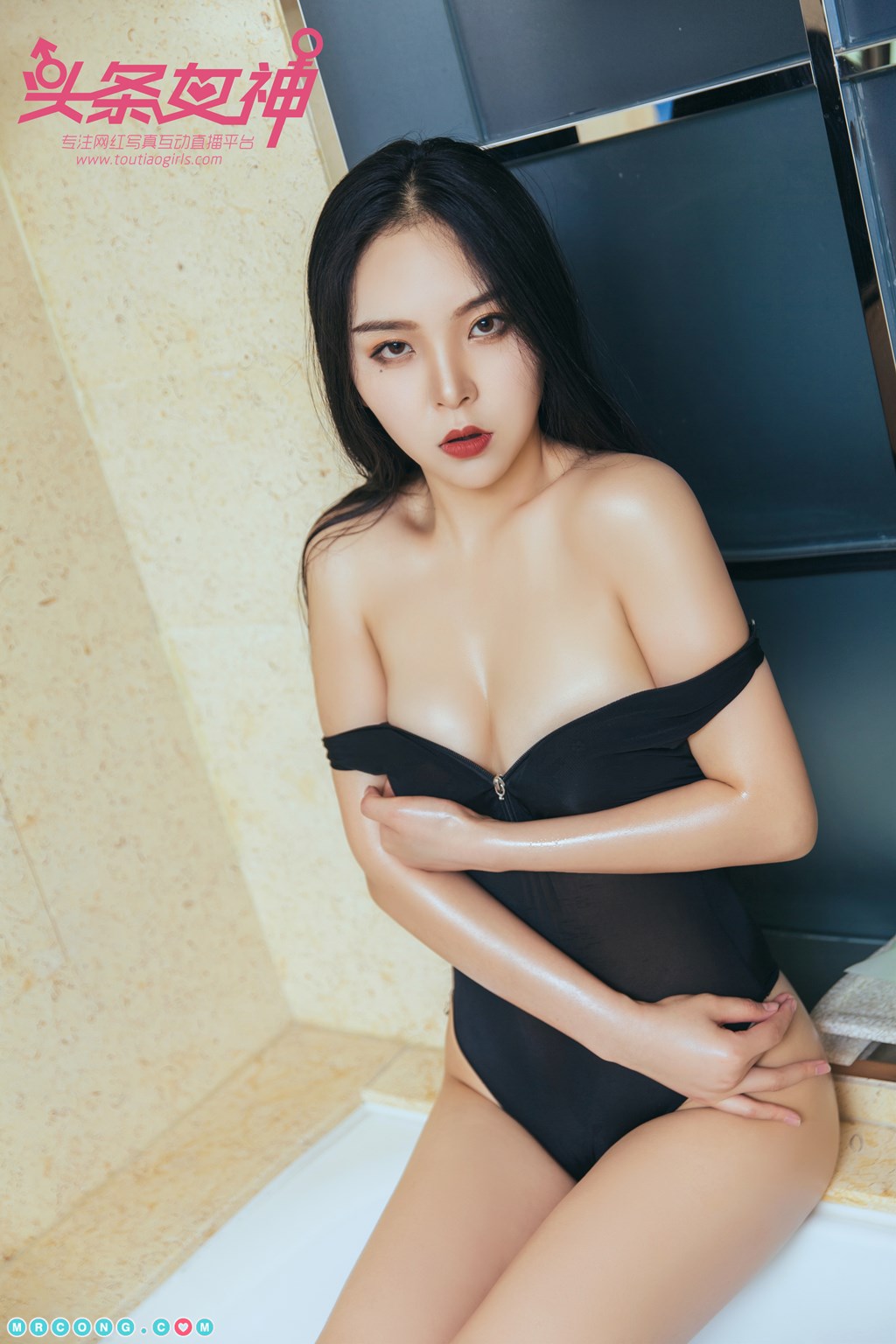 TouTiao 2018-03-11: Model Ning Ning (宁宁) (22 photos)