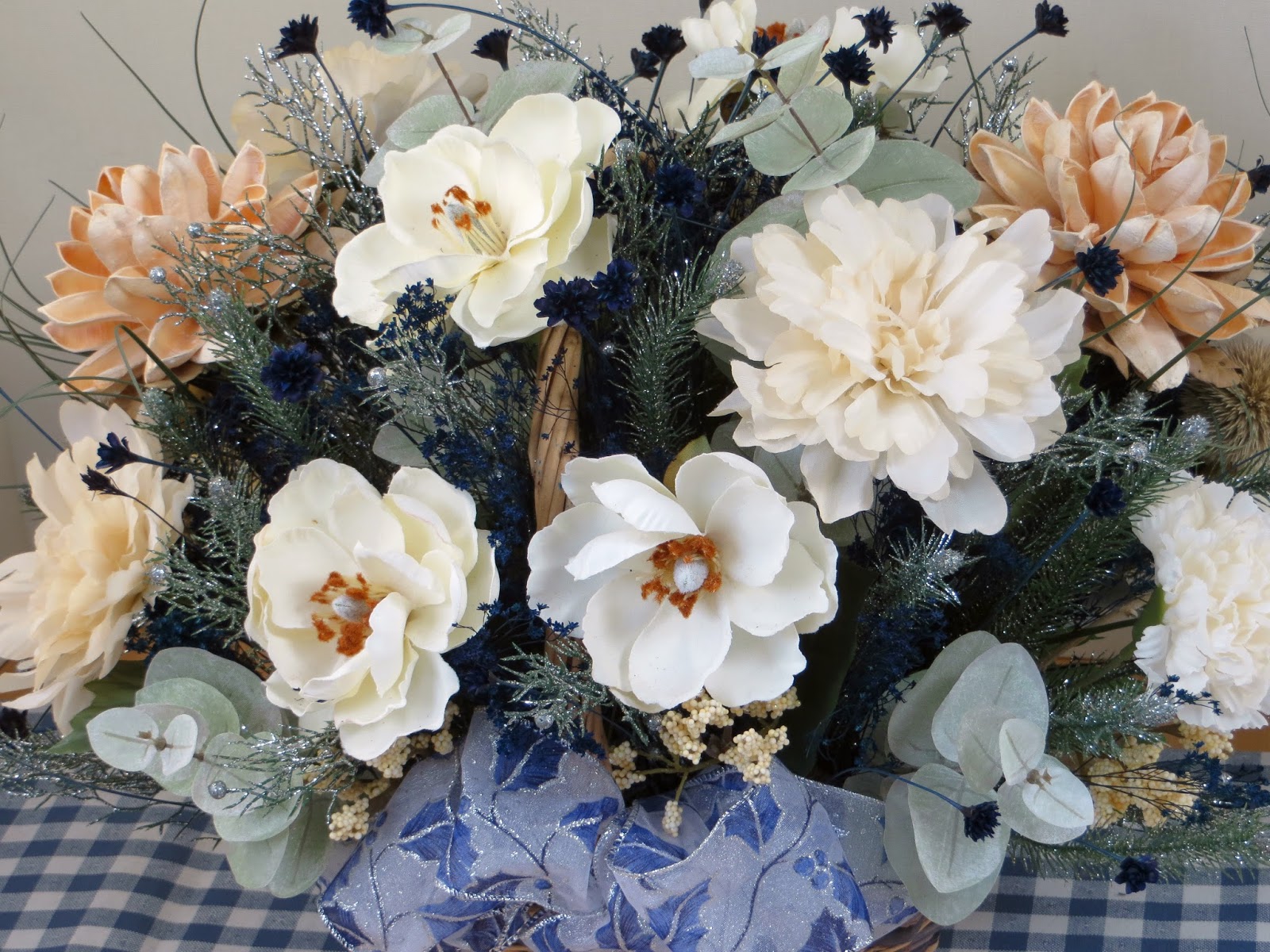 Linda's Blog: One Of My Favorite Floral Arrangements