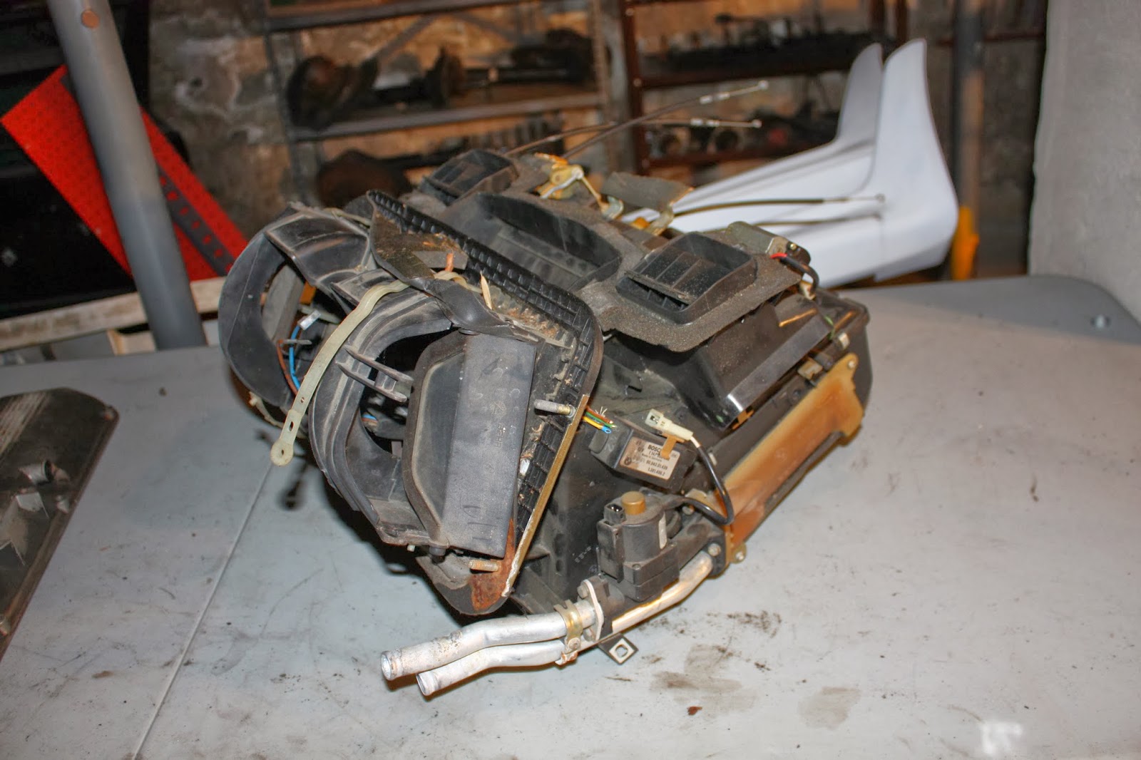 KrEvCon BMW Parts: E30 HVAC System (without Blower Motor)