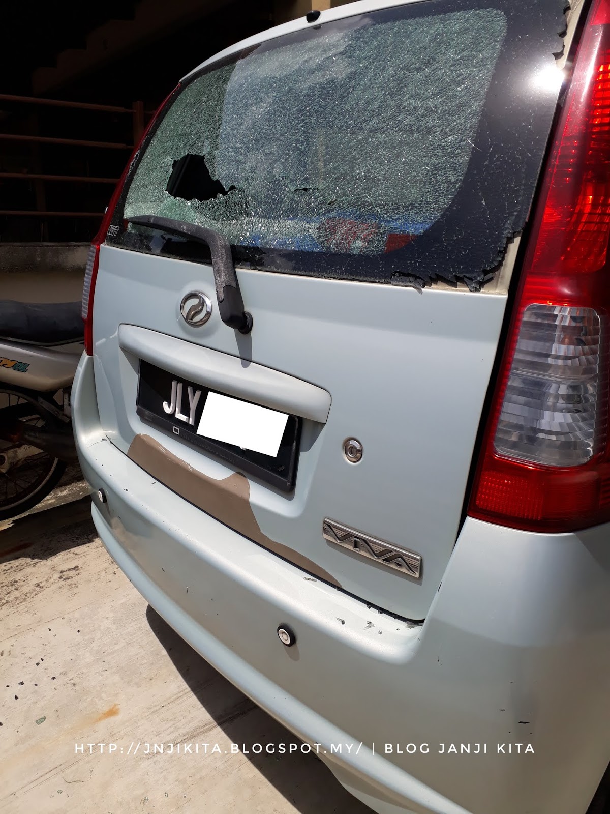 It S My Life Cermin Kereta Pecah