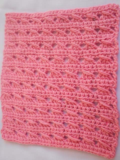 Crochet - Crosia Free Patttern with Video Tutorials: Crochet Pouch/Clutch