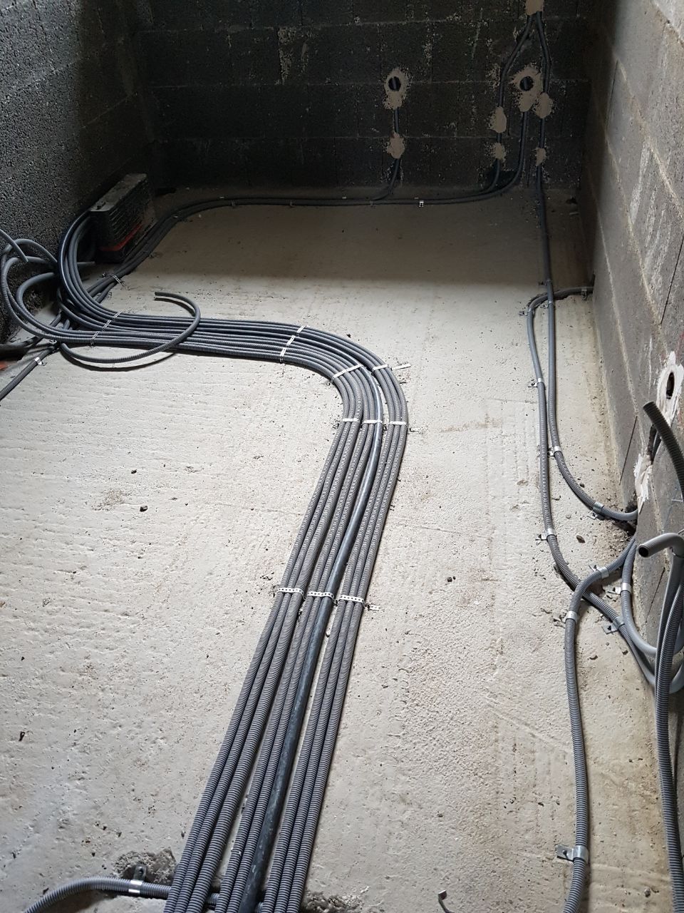 Fenster Erste Elektrik Garage