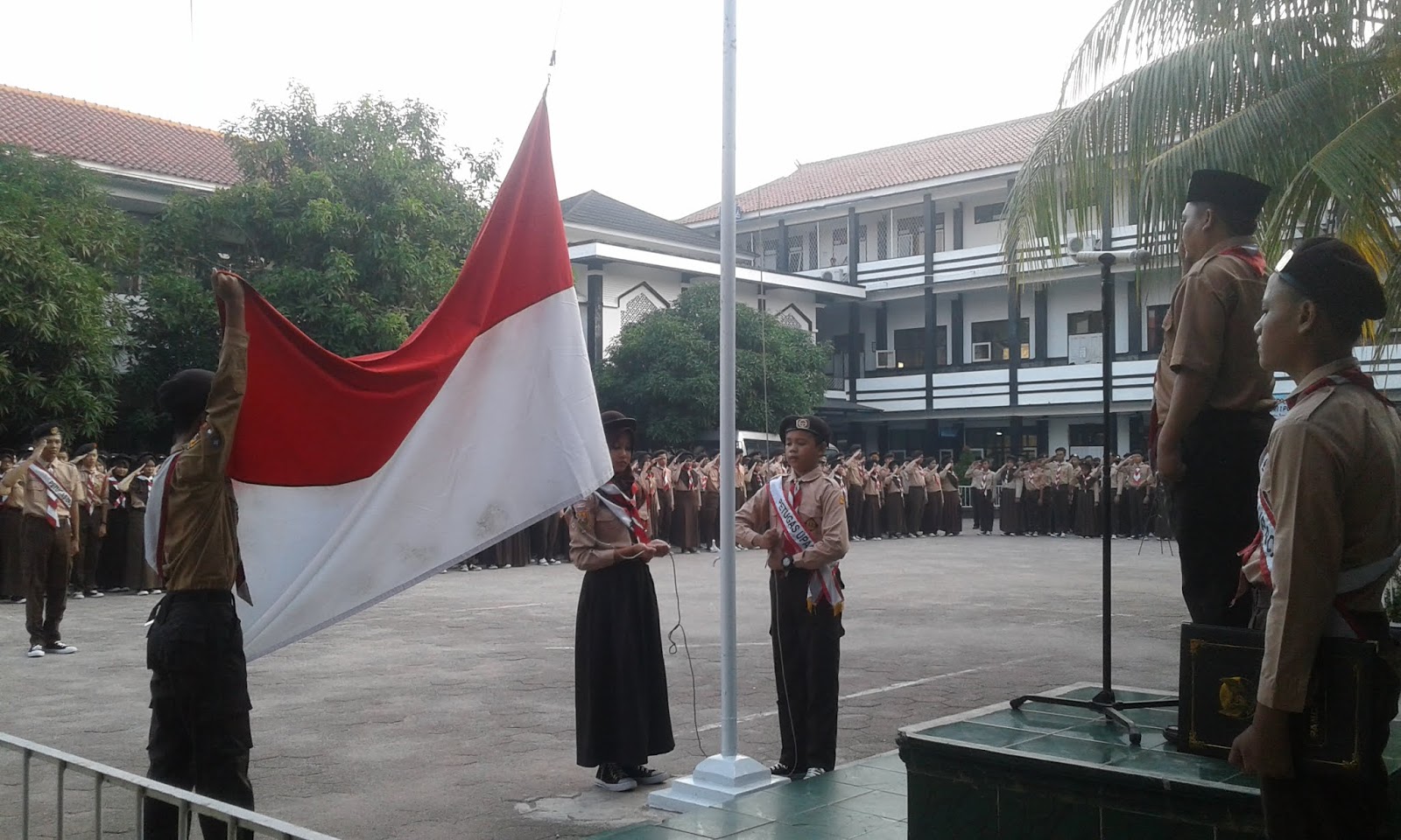 Amanat Pembina Upacara Tentang Semangat Belajar Cara