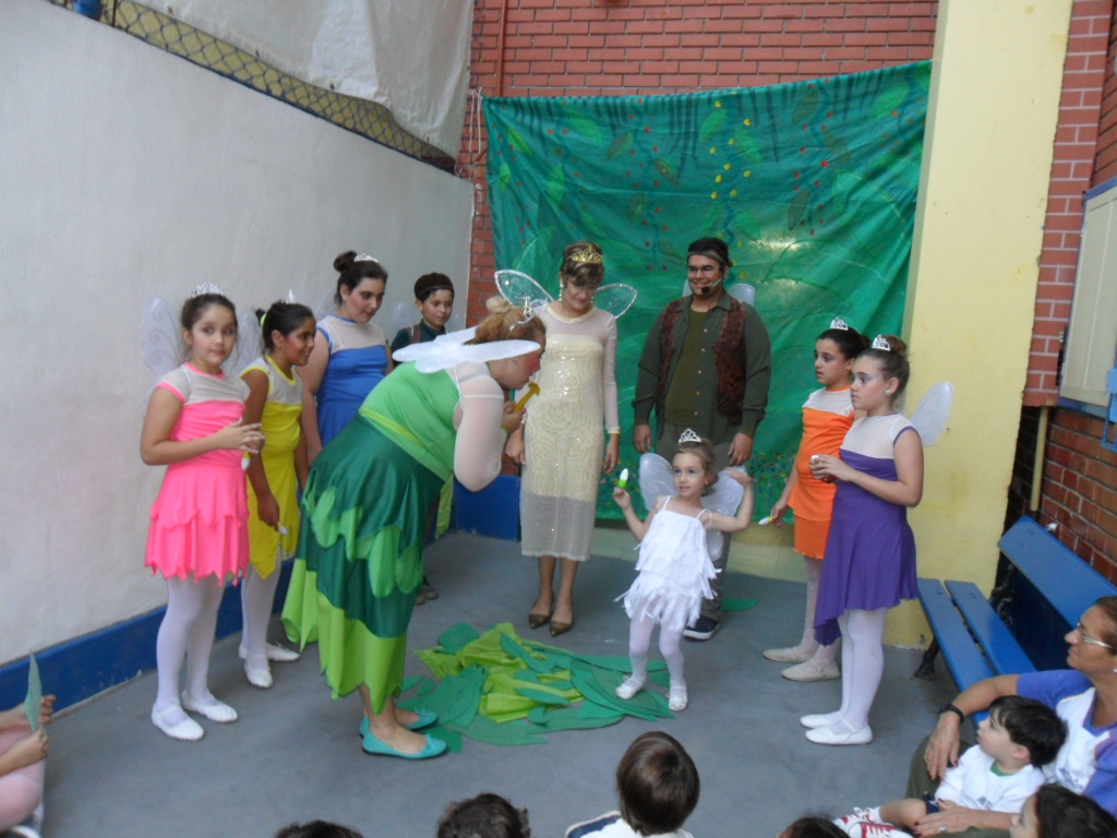 COL GIO PAULA BARROS Tinker Bell A Magia Das Fadas