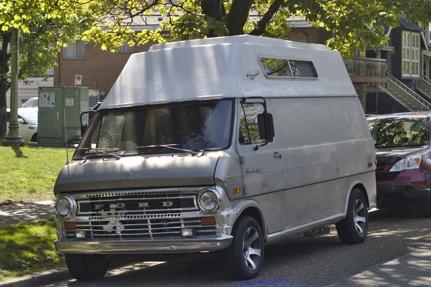 Honda Accord Headlights >> Old Parked Cars Vancouver: 1972 Ford Econoline Van Honda Accord Headlights >> Old Parked Cars Vancouver: 1972 Ford Econoline Van