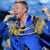 Macklemore & Ryan Lewis Agitam o MTV Movie Awards em Performance Energética de "Can't Hold Us"!