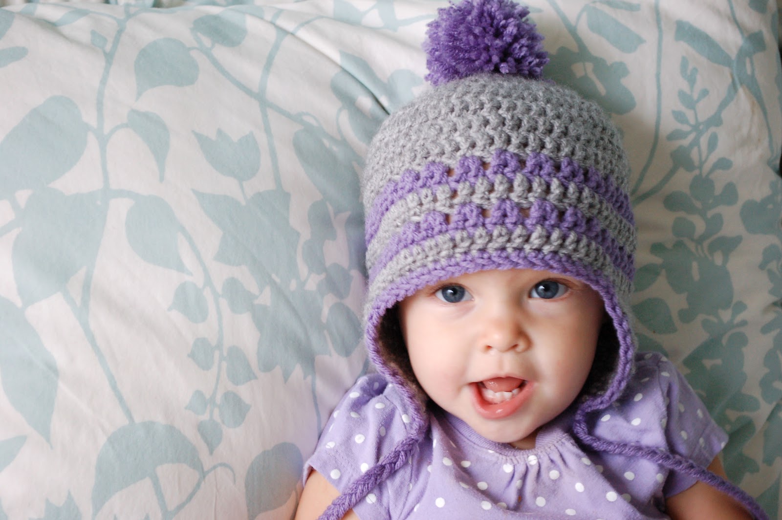 Alli Crafts: Free Pattern: Earflap Hat - 9-12 Months