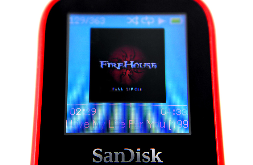 Muzyczne gusta - Sandisk Clip Sport Firehouse I Live My Life For You