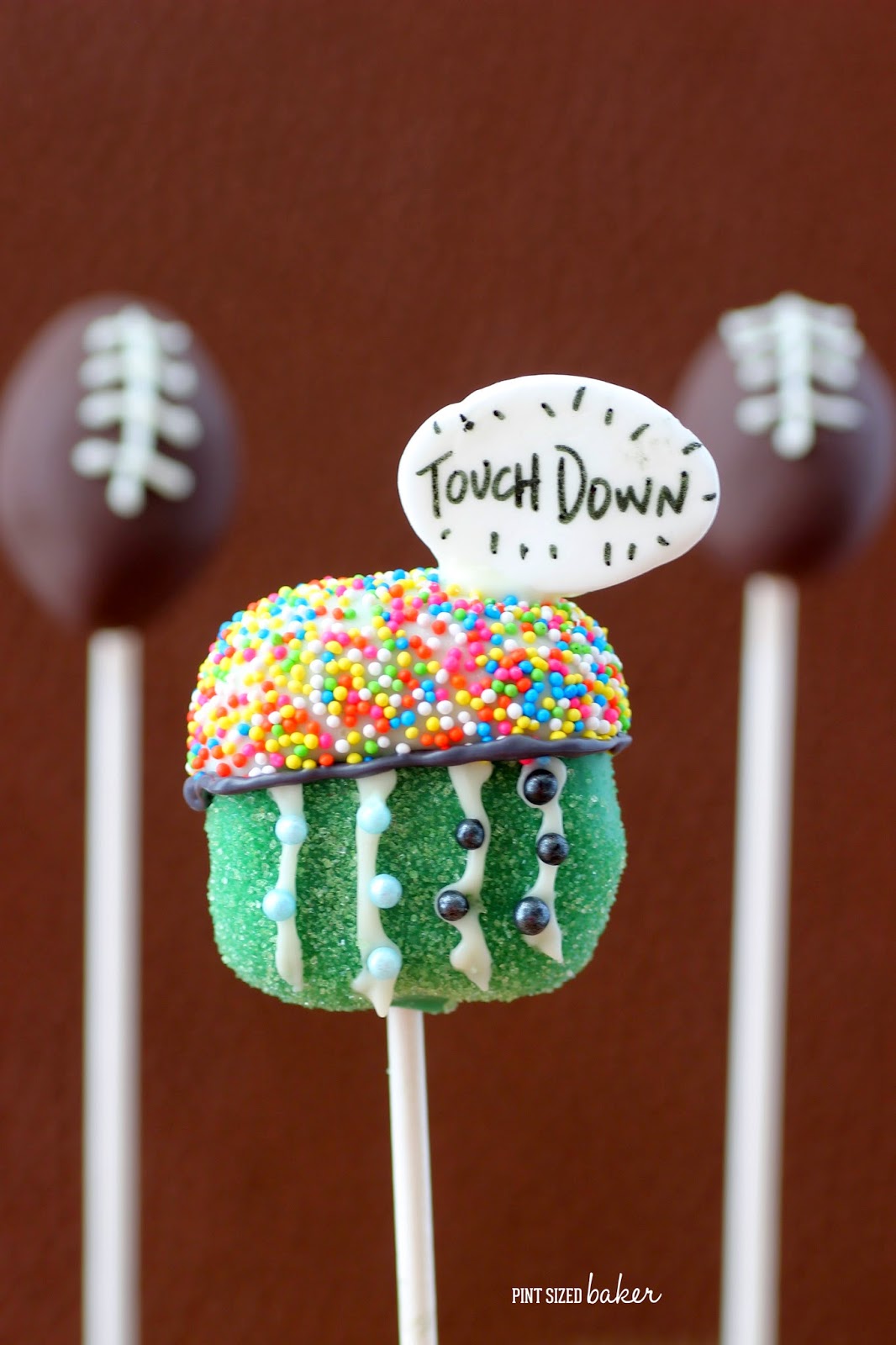 You'll score a touchdown for sure when you make these Stadium Cake Pops for your sports fans!