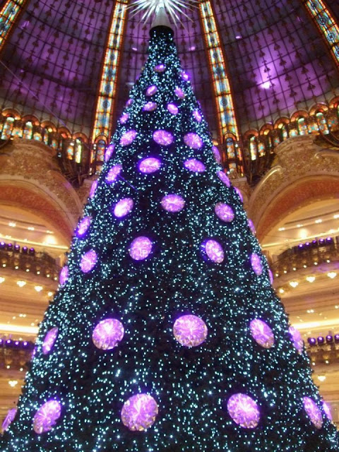 Christmas Tree at La Galeries Lafayette 
