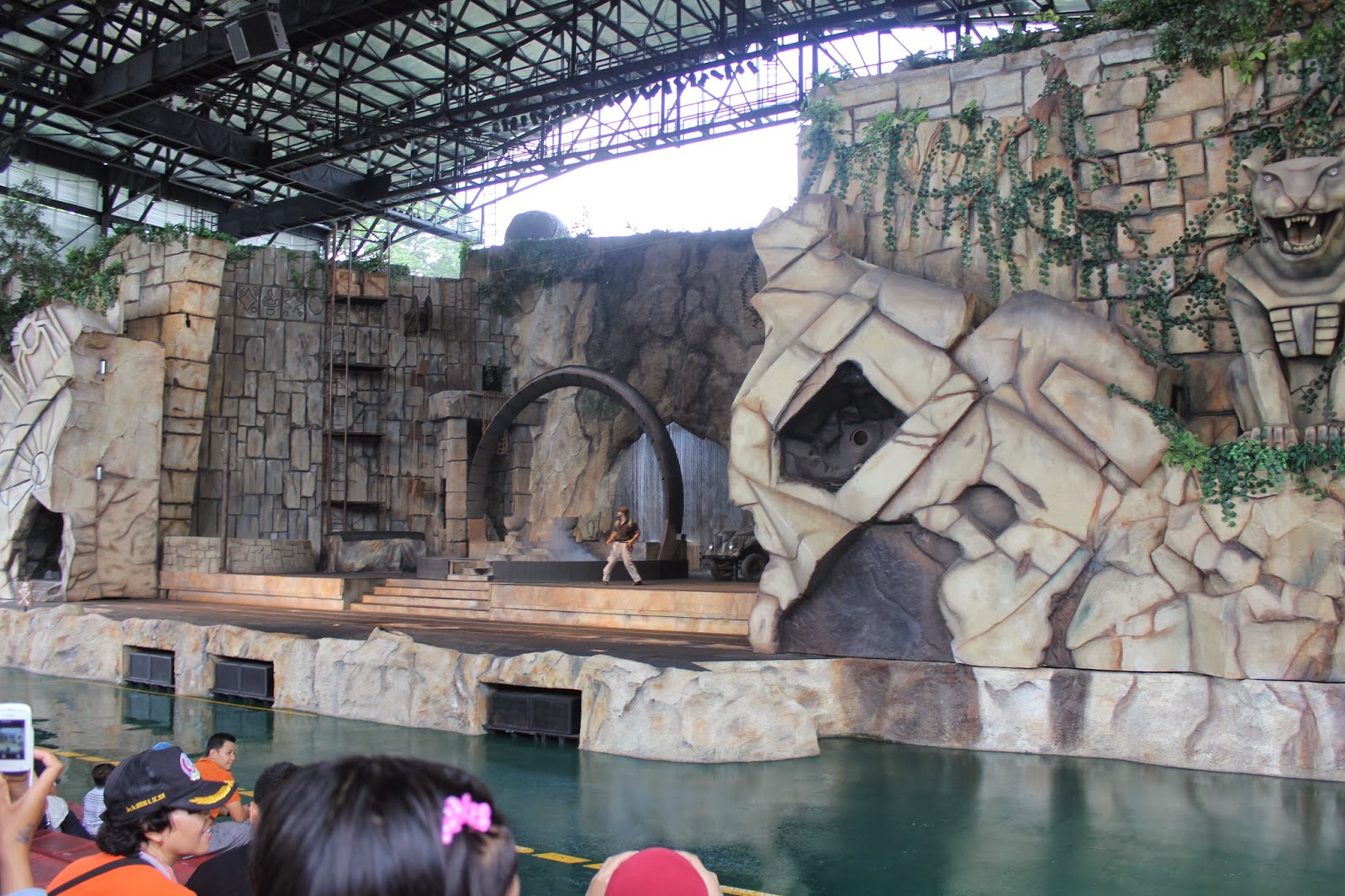 Stay, Stray, Play and Feast: Dufan is Fun; Jakarta, Indonesia Series 4