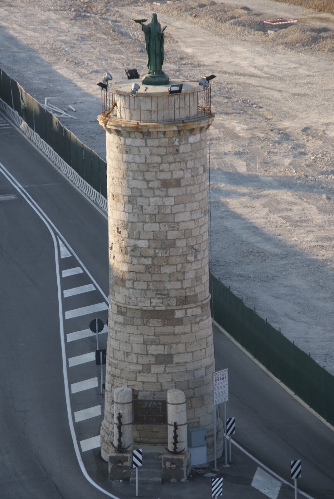 Neal's Lighthouse Blog: Faux Lighthouse, Civitavecchia, Italy