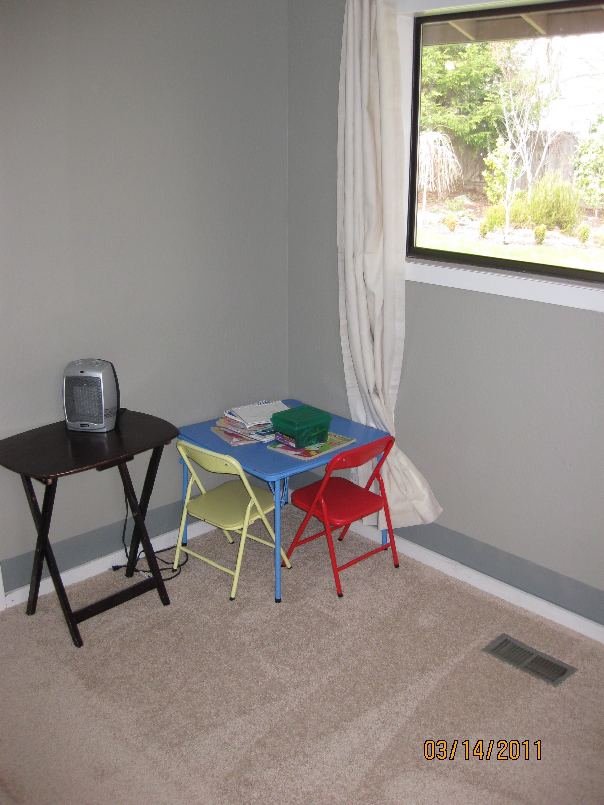 Kristi, Dave, Lucy, Bryn Back Room/Quasi 4th Bedroom
