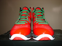 ric on the go: Christmas LeBron VIIIs