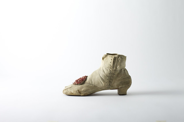 Shattered silk side-lace ankle boot, c. 1860’s. Exhibition category – Fragility 