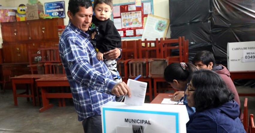 Perú celebra un Referéndum con 4 Preguntas y Segunda Vuelta Elecciones Regionales 2018 Perú celebra un Referéndum con 4 Preguntas y Segunda Vuelta Elecciones Regionales 2018