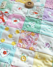 Little Dolly Jet-Set Case from Sew Organized for the Busy Girl by Heidi Staples of Fabric Mutt