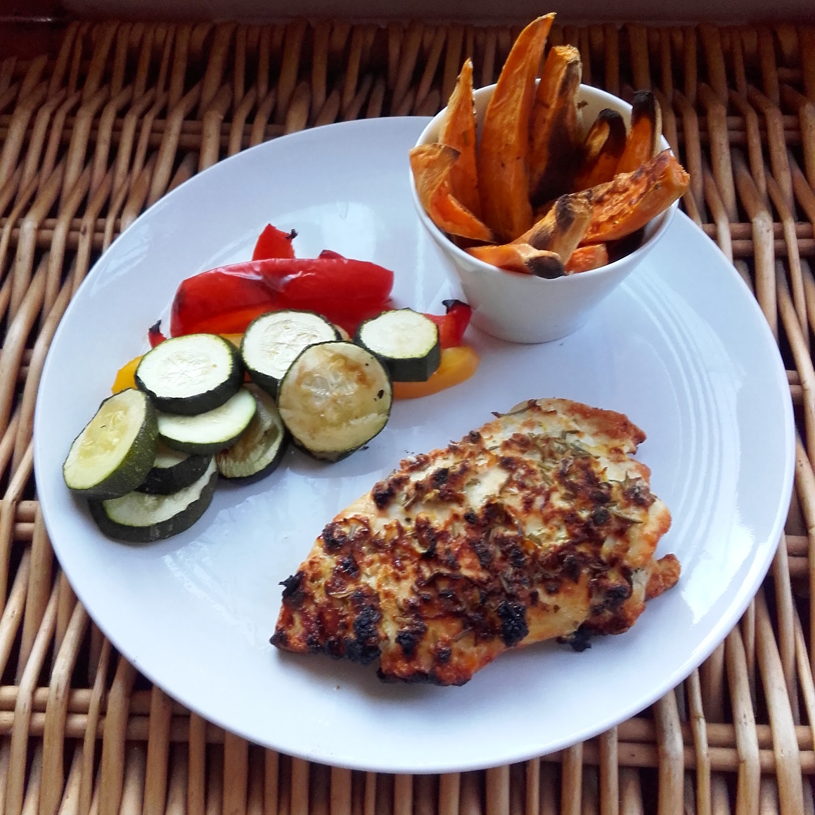 Holly Lois Lemon & garlic chicken escalope with roasted vegetables