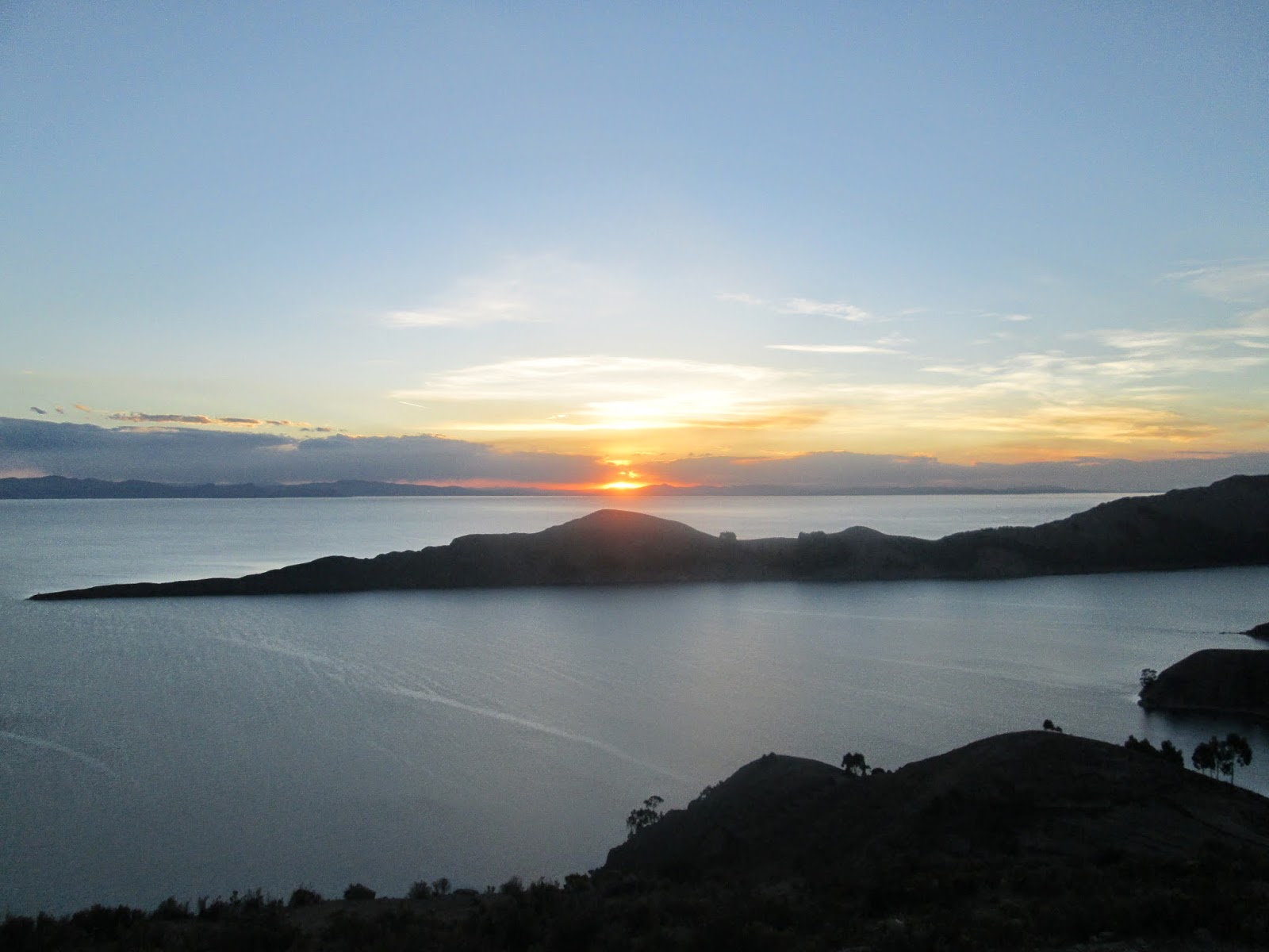 Atardecer en la Isla del Sol Atardecer en la Isla del Sol