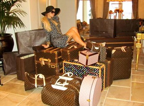 Chatter Busy: Paris Hilton Private Jet