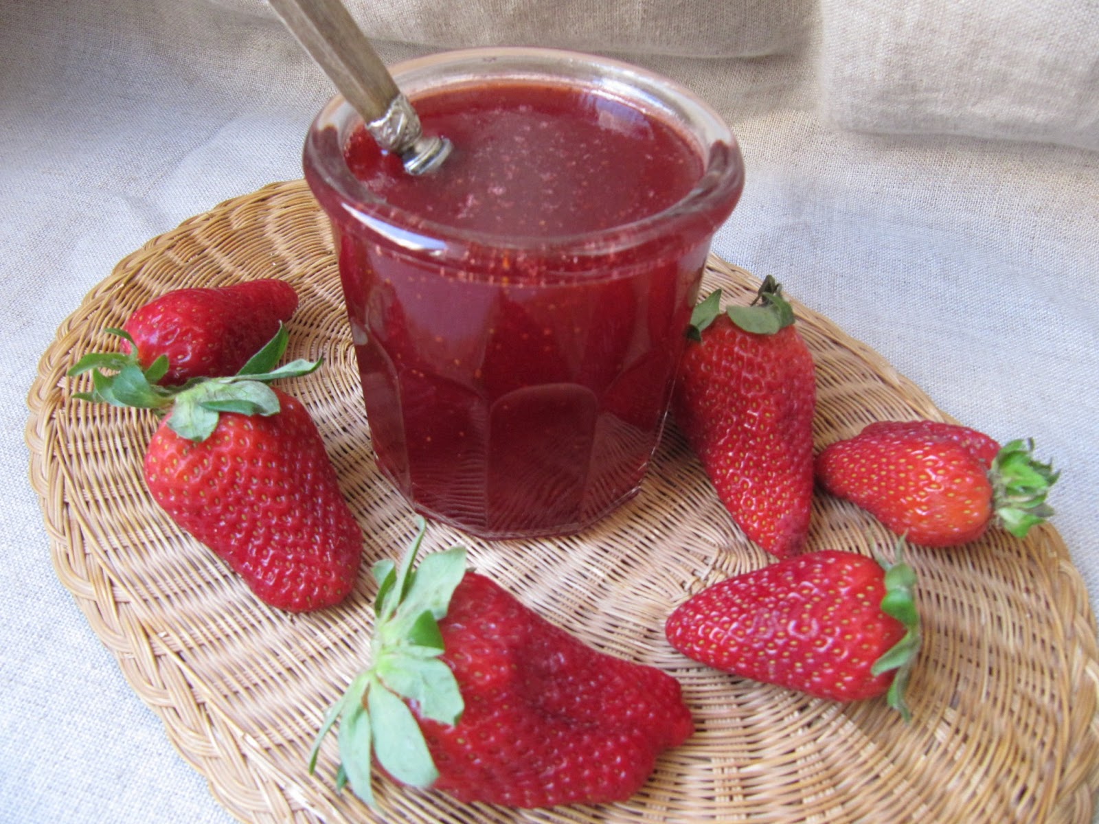La cuisine d'ici et d'ISCA Confiture de fraises